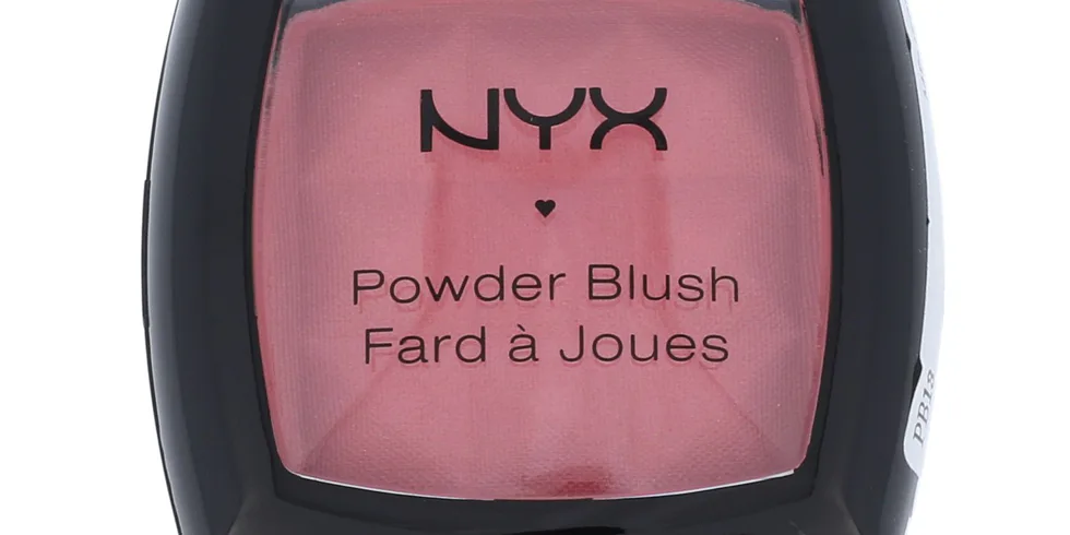 Uberte make-up, přidejte tvářenku - NYX