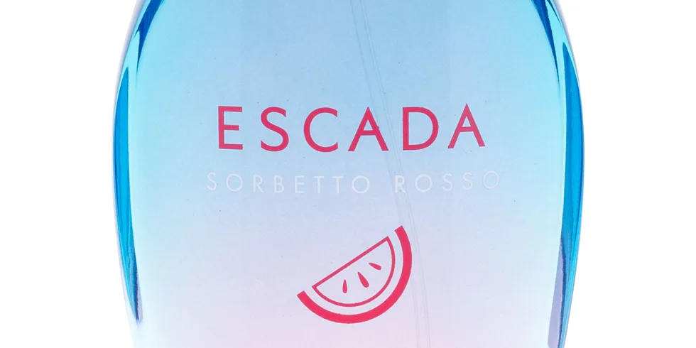 Přivítejte letní počasí s vůní Escada Sorbetto Rosso